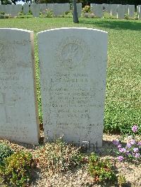 Sangro River War Cemetery - Van Zyl, B F